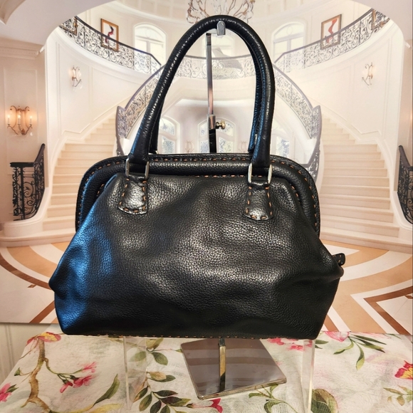 AUTHENTIC FENDI Selleria Pebbled Leather Handbag Dr's Style - Picture 14 of 14